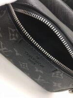 Louis Vuitton Outdoor Bumbag Black - Image 8