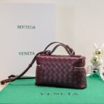 Bottega Veneta Vanity Case Intrecciato BV001 - Image 12