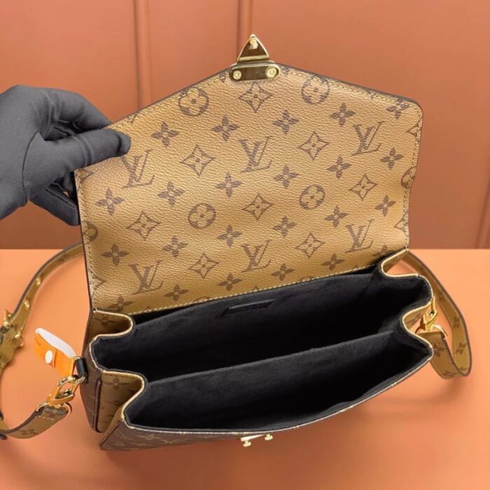 Shoulder Bag Louis Vuitton Métis LVW031 - Image 4
