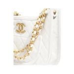 Chanel Hobo Bag CN008 - Image 2
