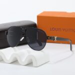 Sunglasses Louis Vuitton LVW062 - Image 2