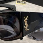 Sunglasses Yves Saint Laurent YSL022 - Image 2