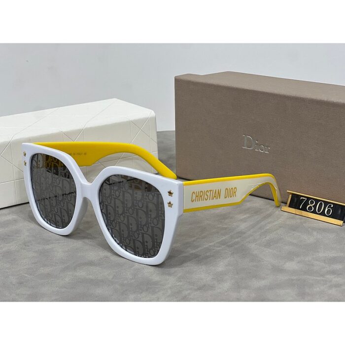 Sunglasses Christian Dior DO078 - Image 3