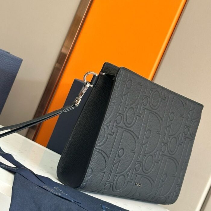 Christian Dior Triangle Pouch Gravity DO070 - Image 4
