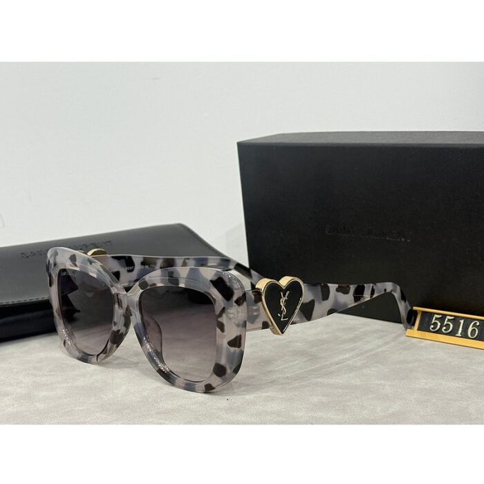 Sunglasses Yves Saint Laurent YSL015 - Image 4