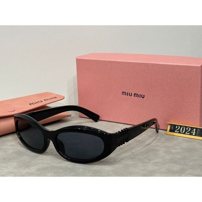 Sunglasses Miu Miu MMW011 - Image 4