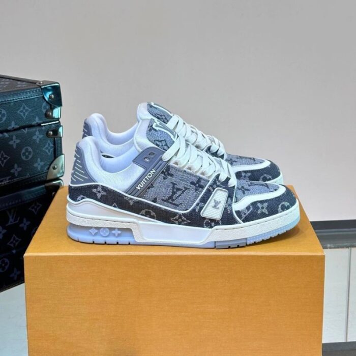 Louis Vuitton Trainer LVW035 - Image 1