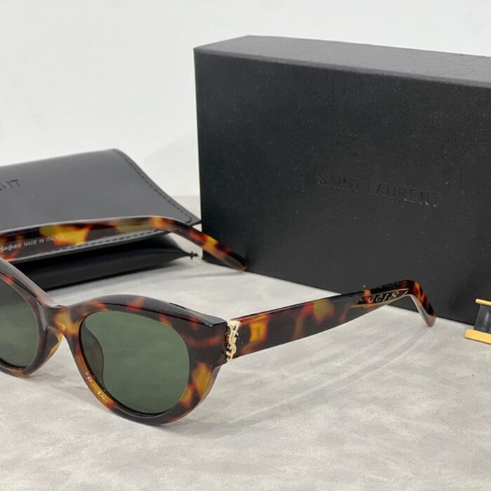 Sunglasses Yves Saint Laurent YSL023 - Image 3