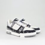 Louis Vuitton Trainer Sneaker LV156