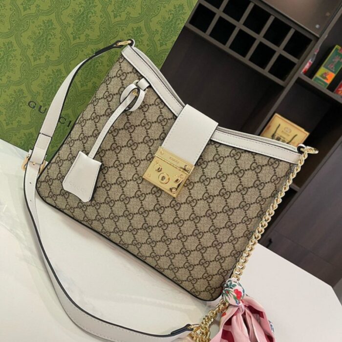 Gucci Padlock GG Medium Shoulder Bag GC230 - Image 1