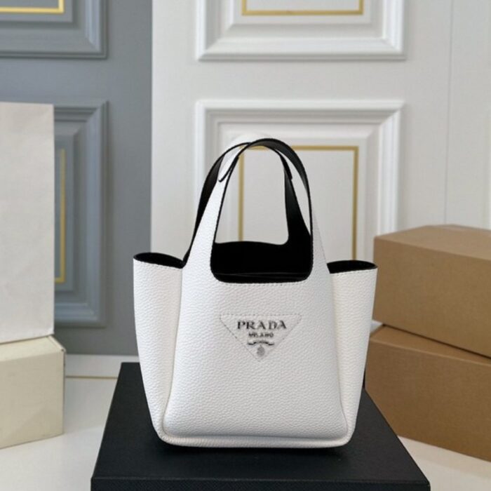 Prada White/Black Medium Leather Bag PD082 - Image 1