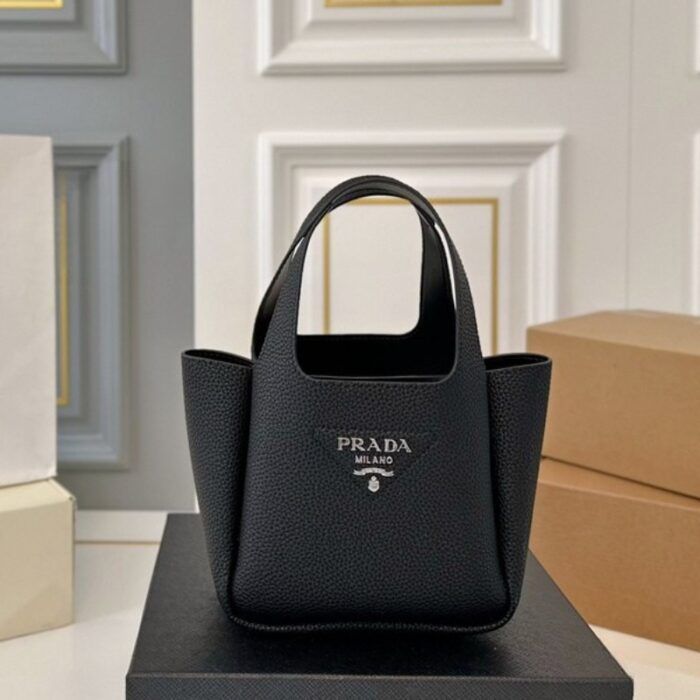 Prada Medium Leather Bag PD083 - Image 1