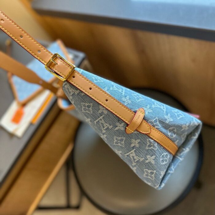 Louis Vuitton CarryAll PM Bag LV264 - Image 2