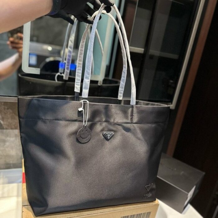 Prada Nylon Tote Bag PD079 - Image 2