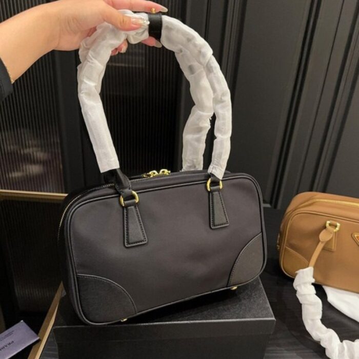 Prada Re-Edition 1978 Tote Bag PD099 - Image 2