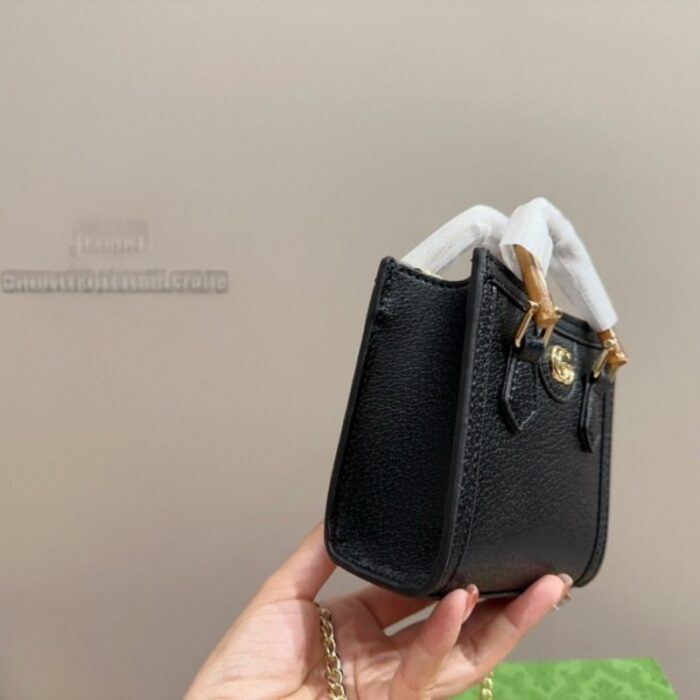 Gucci Diana Mini Bag GC206 - Image 3