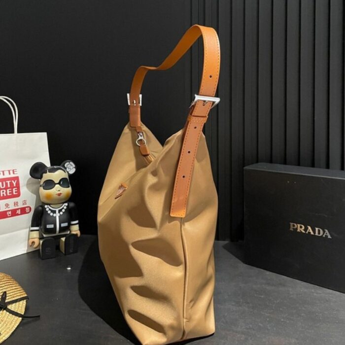 Prada Nylon Vintage Bag PD085 - Image 3