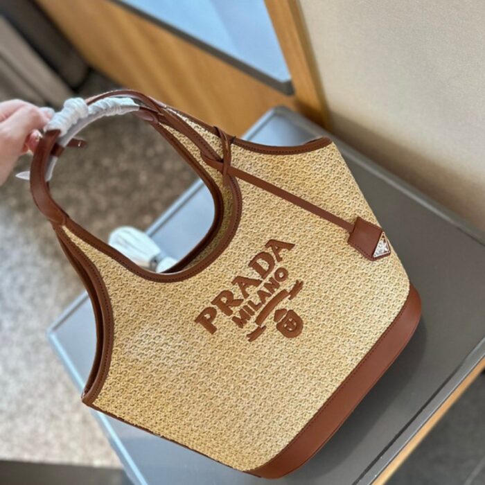 Prada Tote Bag PD087 - Image 1
