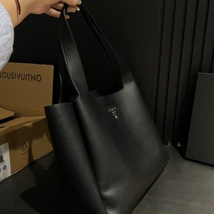 Prada Flou Leather Tote Bag PD093 - Image 3