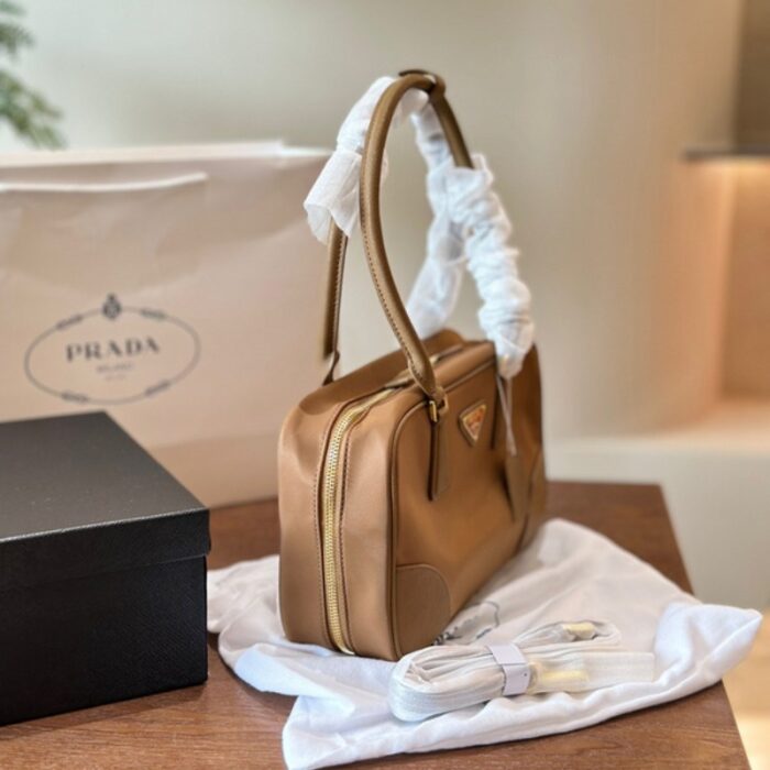 Prada Re-Edition 1978 Tote Bag PD101 - Image 3
