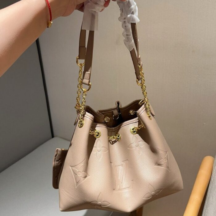 Louis Vuitton Bundle Tote Bag LV263 - Image 4