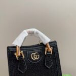 Gucci Diana Mini Bag GC206 - Image 6