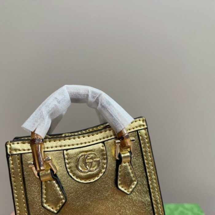 Gucci Diana Mini Bag Metallic Golg GC207 - Image 6