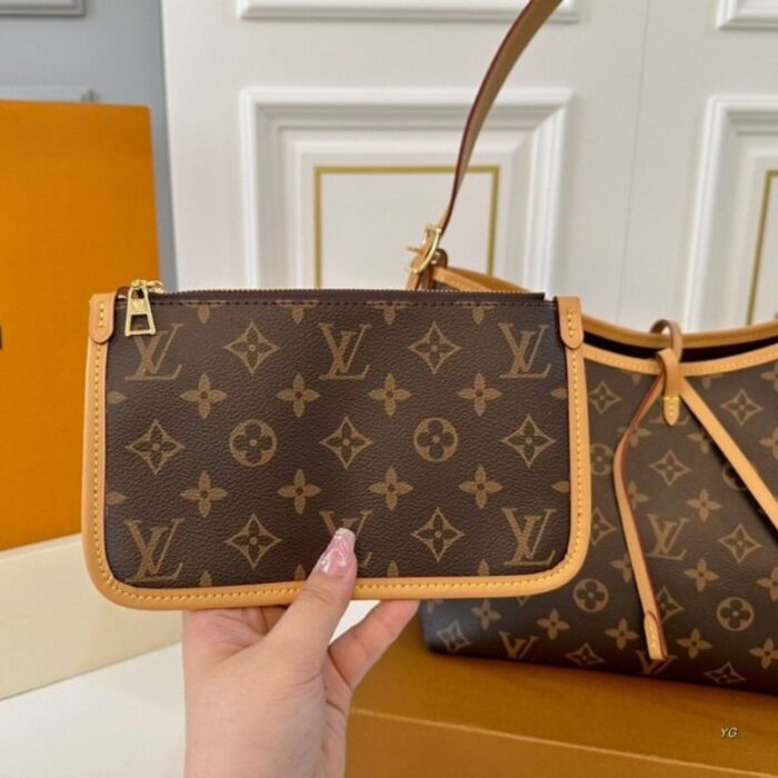 Louis Vuitton CarryAll PM Bag LV265 - Image 7